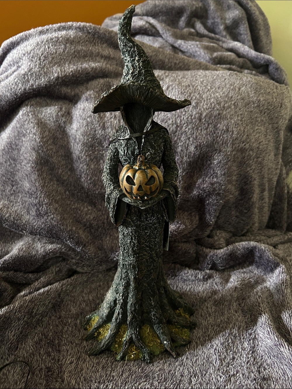 New Spooky Night Faceless Tree Witch Figurine with Pumpkin 16”